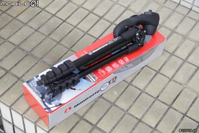 [開箱] 大賣場挖到寶!! Manfrotto 腳架MKC3-H01