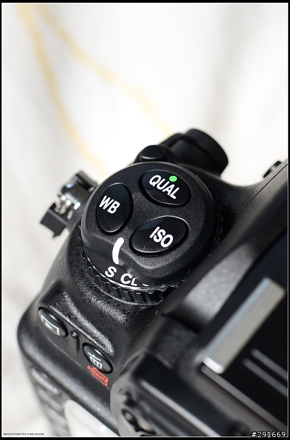 【不專業分享】‧ Nikon D700 with 24-120 F4 ED VR旅遊鏡小開箱