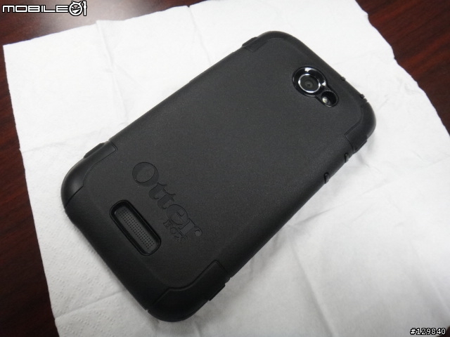 新入手 OTTER DEFENDER,我的One X變黑金剛了!!