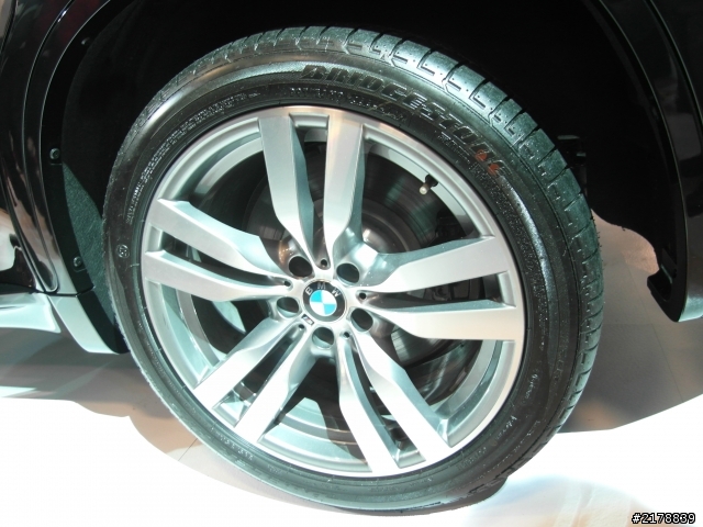 2011台北世貿汽車展 有正妹