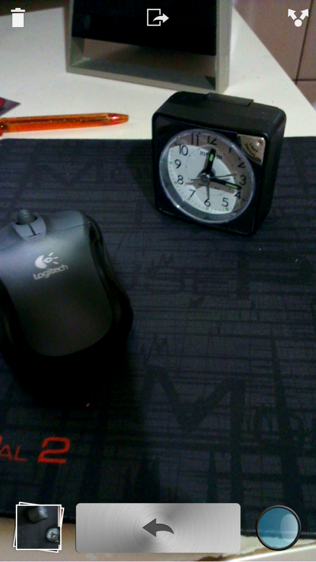 HTC ONE X  相機拍照後預覽問題(請大大幫忙看看)
