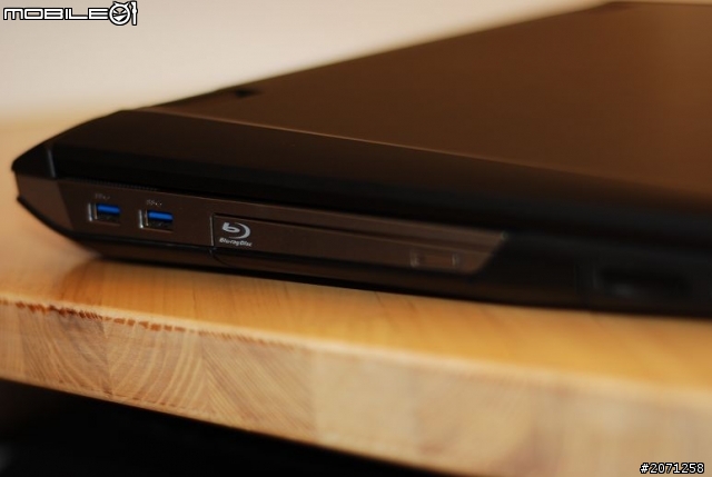 [極度不專業] 美規 ASUS G75VW DS73 3D 開箱文(海關委任書/營業稅/NCC自用切結書)