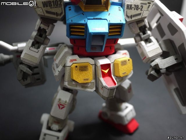 我來發個紙模吧~~全身可動SD RX-78-2