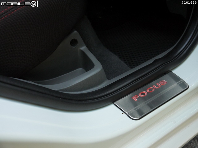 <開箱>FOCUS TDCI 5D 白 第2春