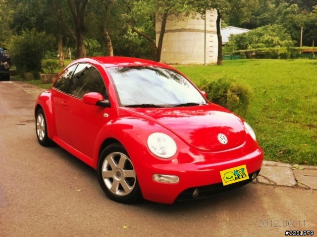 請問這台~ VW 2001Y Beetle 2.0cc 紅色 估價約?