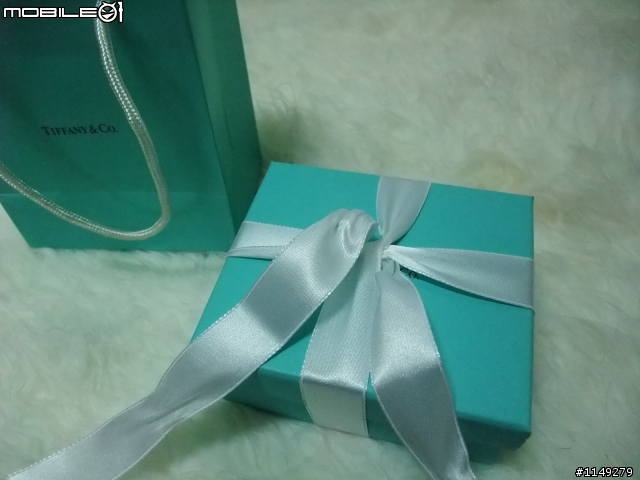 不專業的開箱 Tiffany & Co. - Return to Tiffany™ 心形吊飾手鍊