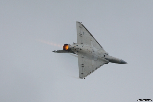SUV油耗終極挑戰 空軍表演同場加映！