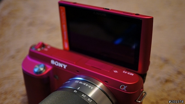 [開箱] SONY NEX-F3D 桃紅色雙鏡組 開箱分享