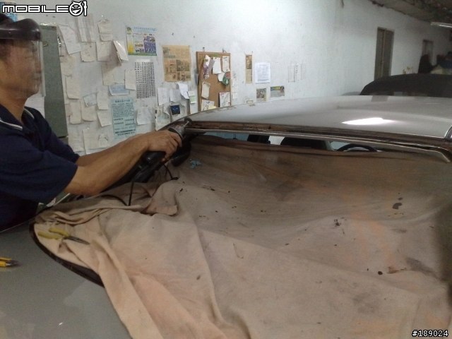 PREMIO~~車外大雨車內漏水維修記