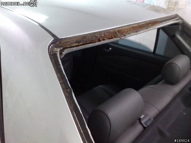 PREMIO~~車外大雨車內漏水維修記