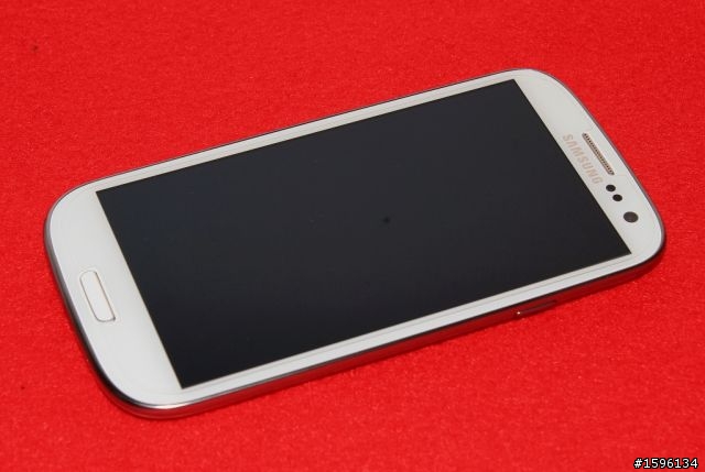 <開箱文>第一隻智慧型手機 Galaxy S3 ~驚"艷"自然 懂得你我~