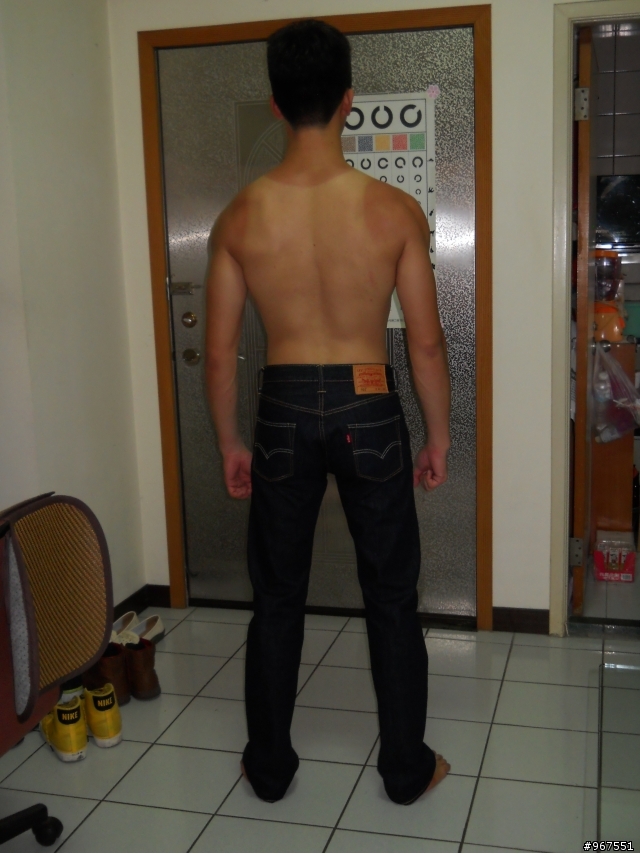 原色的誘惑levis 501原色褲分享（有傷眼的實穿）