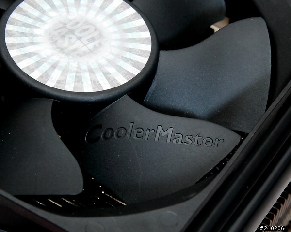 分享究竟CM TPC-812能把超4.3G的3770K+Z77P-D3壓到幾度!?(有轉風扇測試)