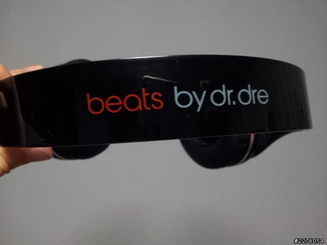 幫忙分真假( Monster Beats Studio) ！！！！