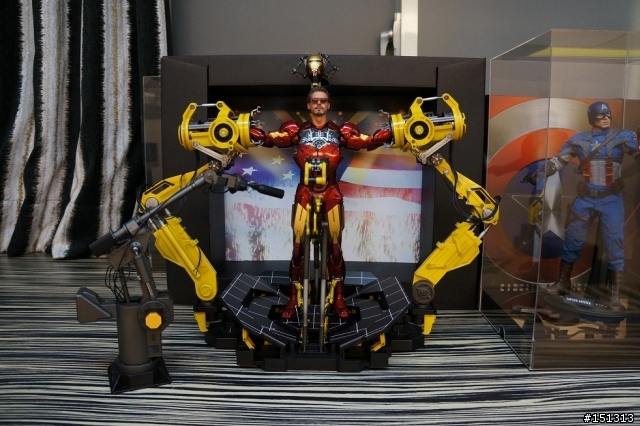 開箱 ~ HOT TOYS MMS160 鋼鐵人2 著裝整備台