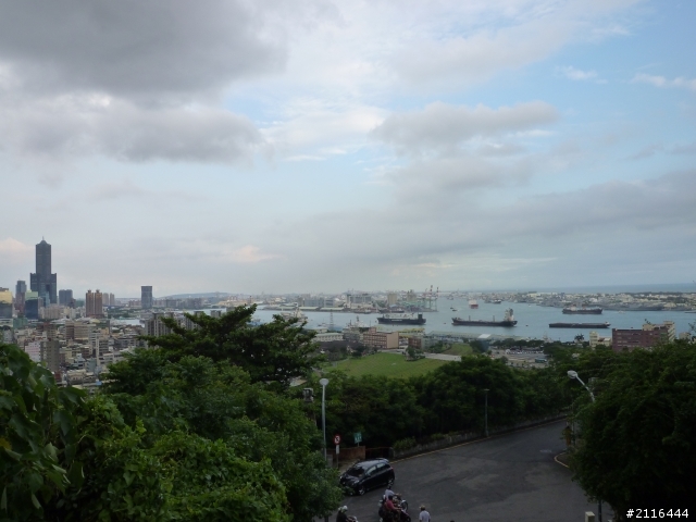 大白LG趴趴走(高雄壽山看夜景篇)