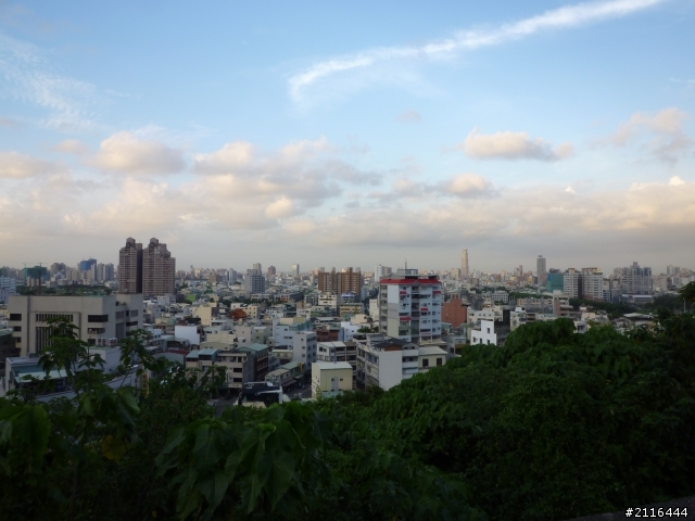 大白LG趴趴走(高雄壽山看夜景篇)