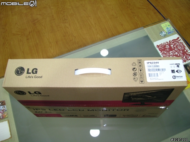 【開箱】新款LG IPS234V-PN 23型IPS LED液晶寬螢幕採用最新AH-IPS廣視角面板