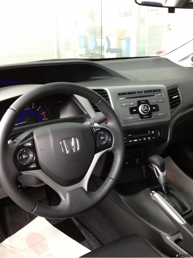 搶先拍下civic9代實車