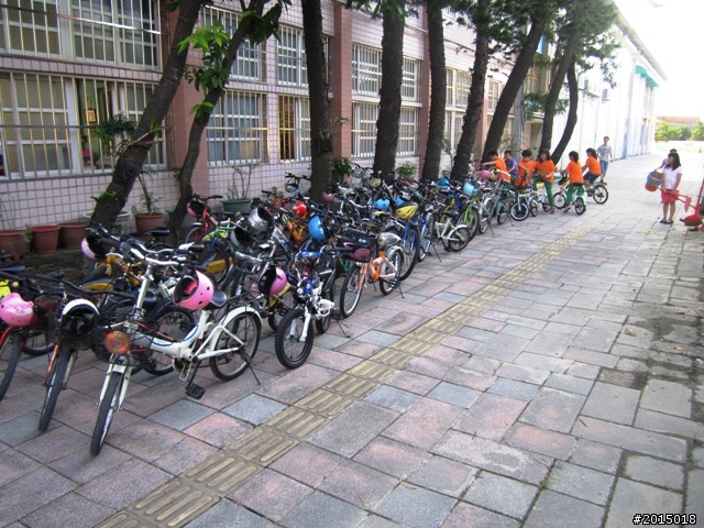 【一個開始，一個幫忙，留下一個回憶】高雄湖內區三侯國小～一騎去郊遊湖內慢活行