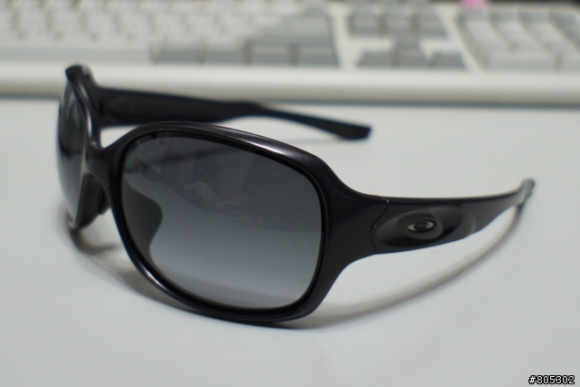 {開箱}奪天書之OAKLEY POLARIZED INMATE + DRIZZLE™ (ASIAN FIT)
