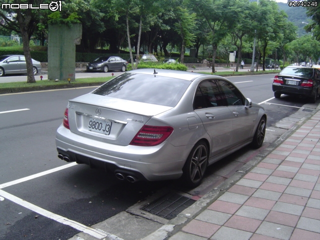 小改款C63 AMG與SLS AMG Coupe