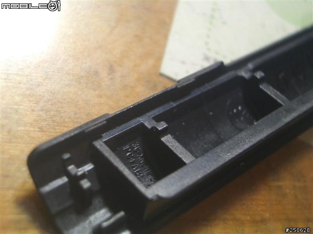 大家都怎麼解決DHD電池蓋開口笑的問題??