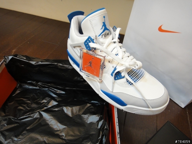 [開箱]Air Jordan 4 Military Blue 原色復刻版