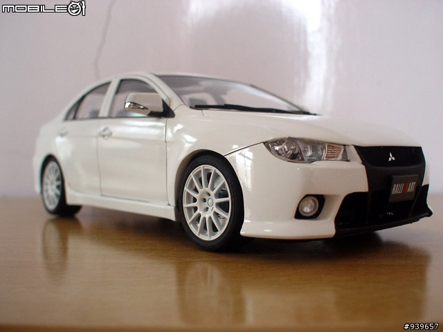 [分享]青島1：24，中華三菱 LANCER FORTIS