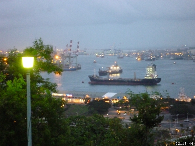 大白LG趴趴走(高雄壽山看夜景篇)