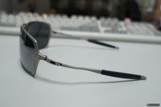 {開箱}奪天書之OAKLEY POLARIZED INMATE + DRIZZLE™ (ASIAN FIT)