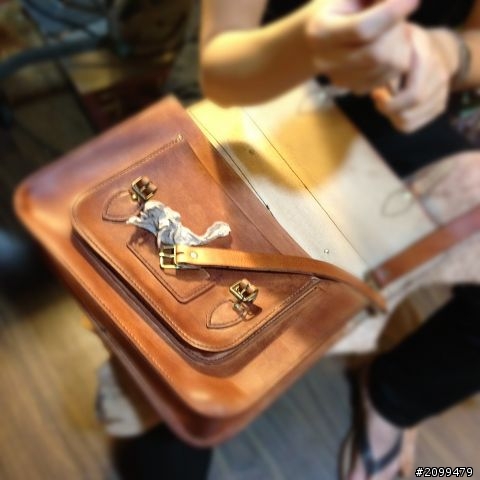 (更新上色拉!)山寨手作英國書包 大公開