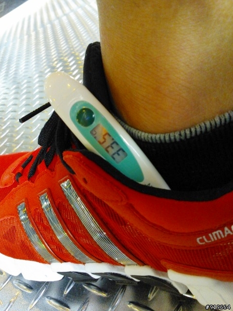 adidas跑鞋試用活動心得分享_Climacool Freshride 簡單溫度測試