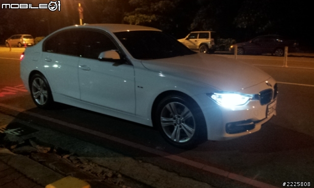 BMW F30 320i 白色  開箱  內裝照片  照不漂亮請見諒