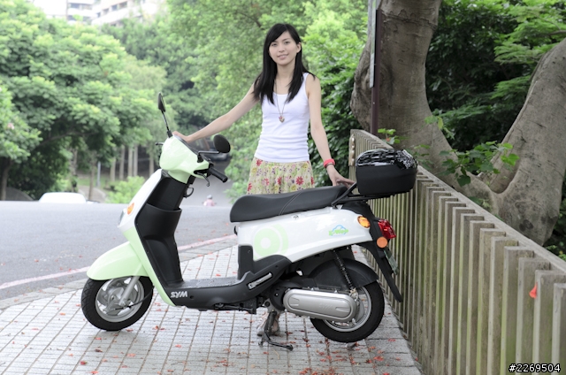[E-woo趴趴走]小綠和我的書香之旅~
