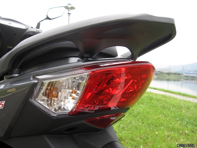 沒有箱子的開箱文-GT 125 EVO 2012年式