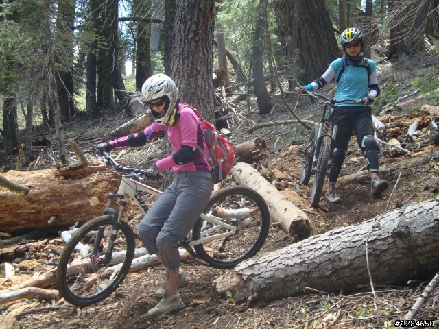 [MTB遊記]  六月殘雪下的超級越野路線 – Downieville downhill