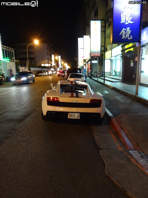 百宣 LAMBORGHINI Gallardo LP 560-4 Coupe