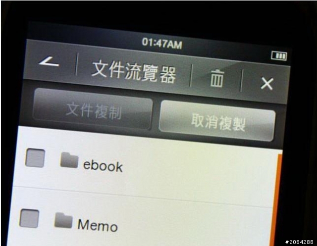 [開箱]「輕薄、時尚」iriver B100 MP4 可看PDF的新機