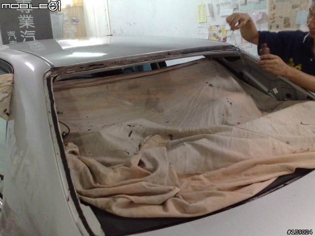 PREMIO~~車外大雨車內漏水維修記