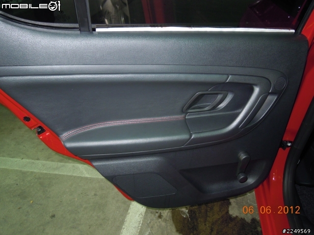用心也有好車開,交車前開個箱,FABIA 1.6