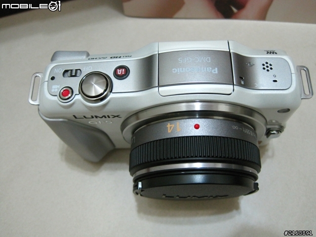 Panasonic GF5 白色 (非專業開箱文)