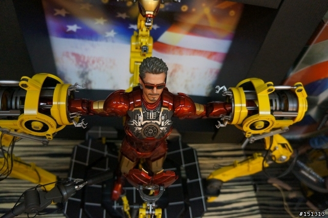 開箱 ~ HOT TOYS MMS160 鋼鐵人2 著裝整備台