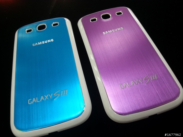 [分享] Galaxy S3 金屬髮絲紋背蓋 (電池蓋)