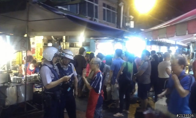 警察叔叔好"積極"