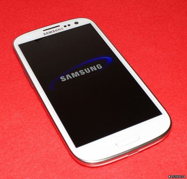 <開箱文>第一隻智慧型手機 Galaxy S3 ~驚"艷"自然 懂得你我~