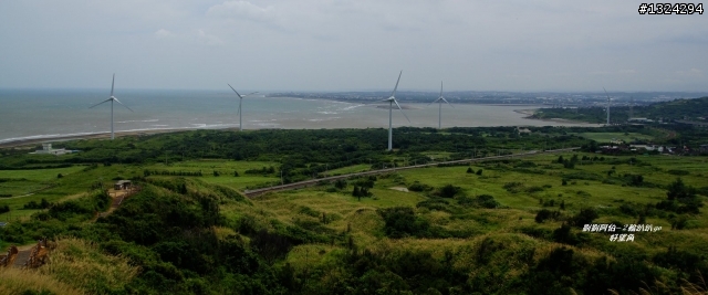 外埔漁港 ~ 好望角 (濱海自行車道、同興老街、公司寮漁港、好望角、off road 、拍火車、舊鐵道、隧道、海角樂園、過港貝殼化石、鄭崇和墓、黑輪伯 + 杏仁露)