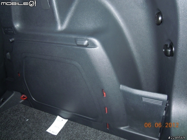 用心也有好車開,交車前開個箱,FABIA 1.6