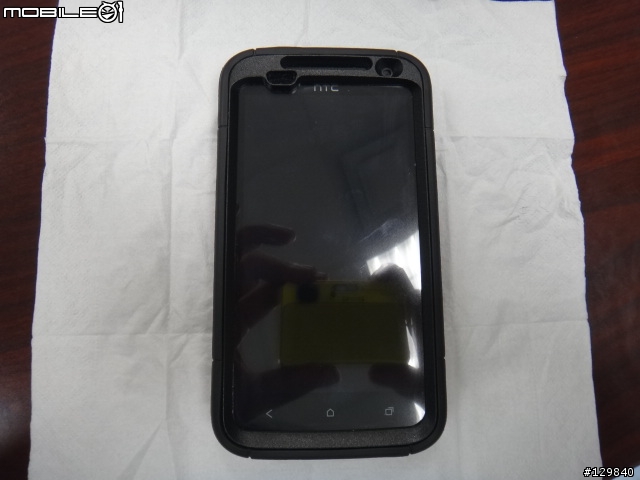 新入手 OTTER DEFENDER,我的One X變黑金剛了!!