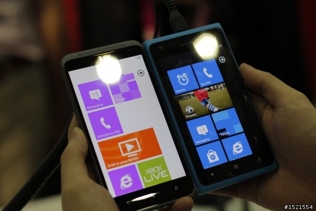 【分享】COMPUTEX 現身!!!! Lumia 900 & Lumia 800